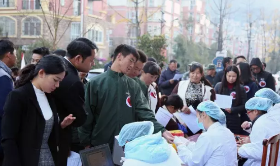 “捐獻可再生的血液,挽救不可再生的生命”——恒益集團開展無償獻血活動